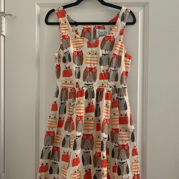 Dress - Picture 1 of 2